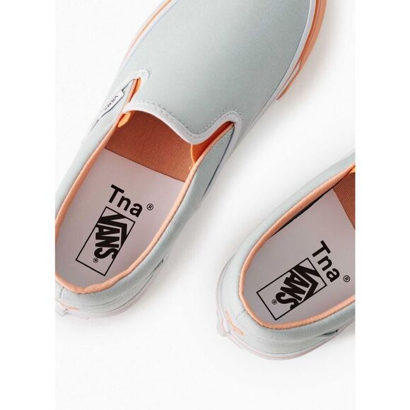 NIB Vans x TNA Aritzia Classic Slip-On 98 Dx - Picture 2 of 10